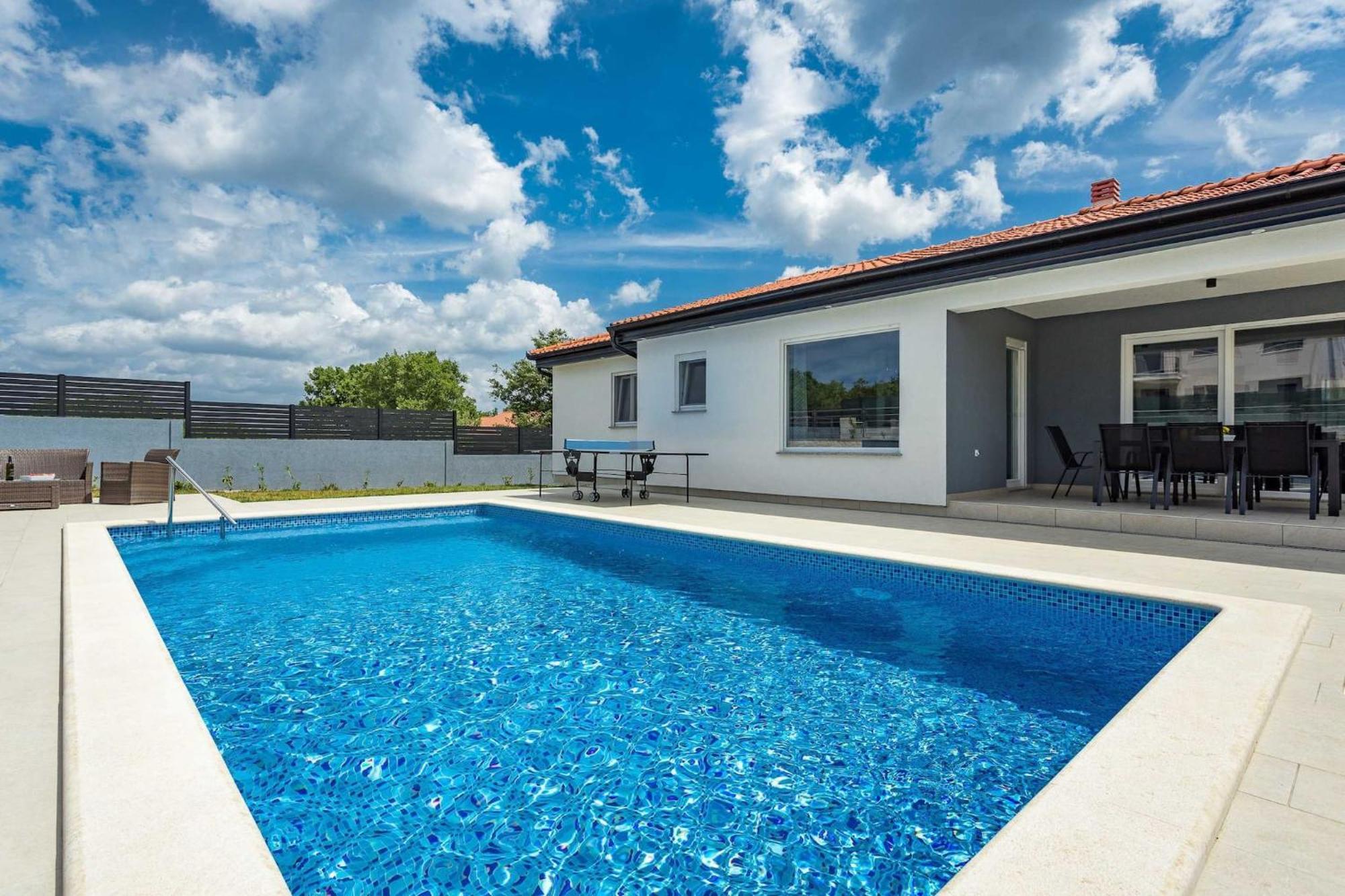 לאבין Holiday Home Greta מראה חיצוני תמונה